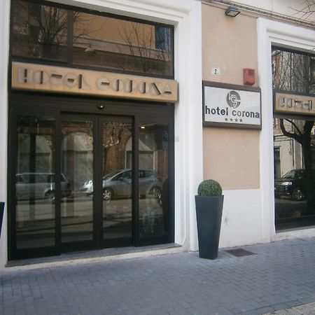 Hotel Corona Термолі Екстер'єр фото